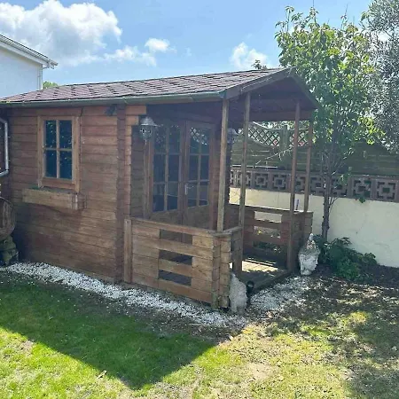 Three Bedroom Family With Gym! * Jersey (Iles de la Manche)