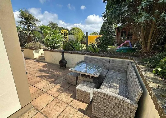 Hébergement de vacances Three Bedroom Family With Gym! *